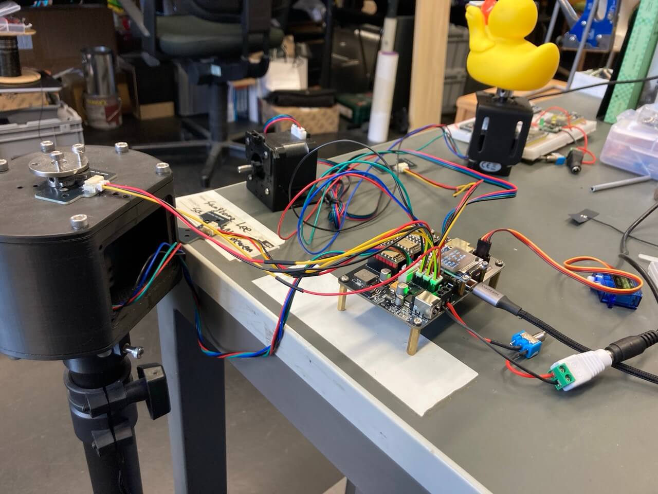 Kabel und Modul von Space Odradek