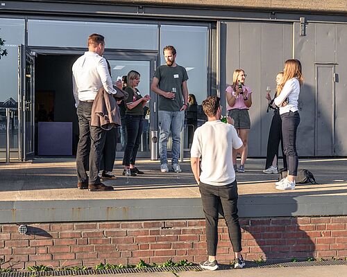 Teilnehmer:innen bei der SOIREE|HEC zum Thema Talente