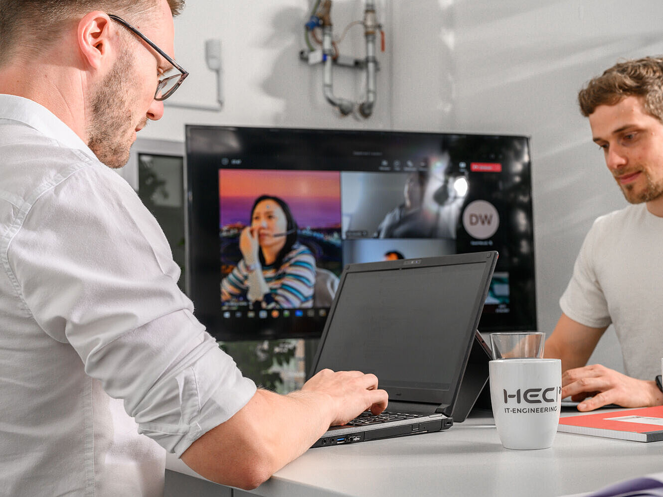 Videokonferenz Personen in einer Videokonferenz