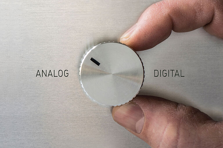 Ein Schalter für analog und digital